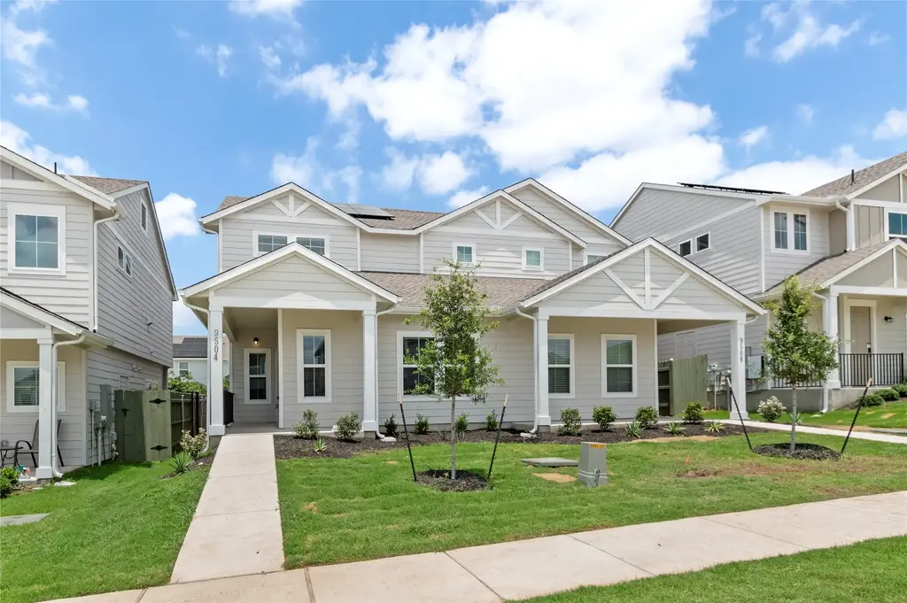 9504 Grapevine Leaf Dr, Manor