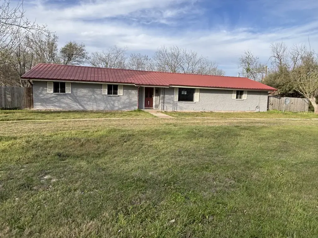 1008 W Pietzsch St, Bartlett