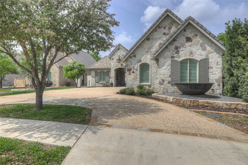 1379 Bellesop Blvd, New Braunfels