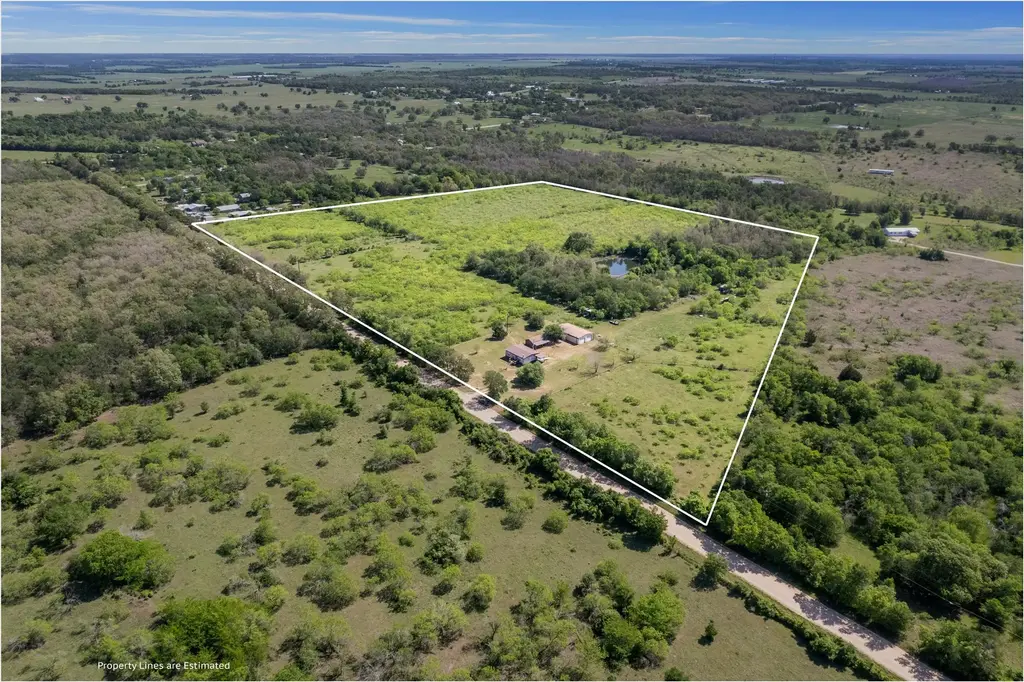523 County Road 414, Buckholts