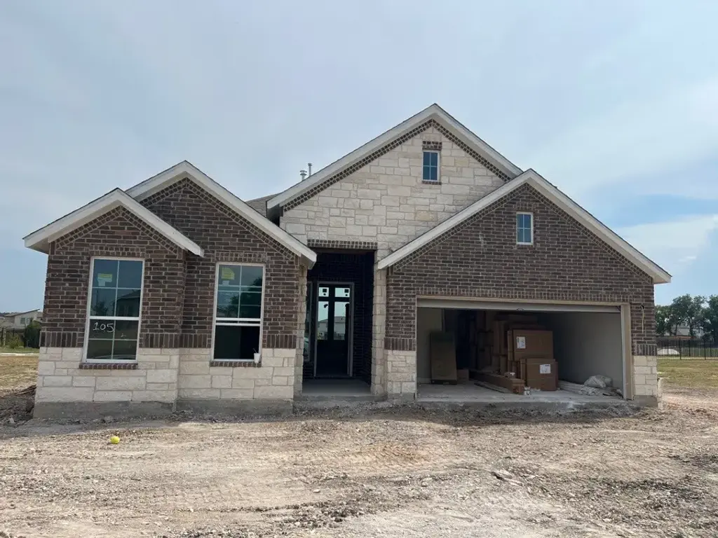 105 Sandrock Trl, Georgetown