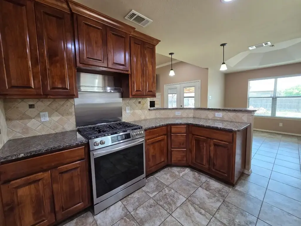 4125 Autumnwood Trl, San Angelo