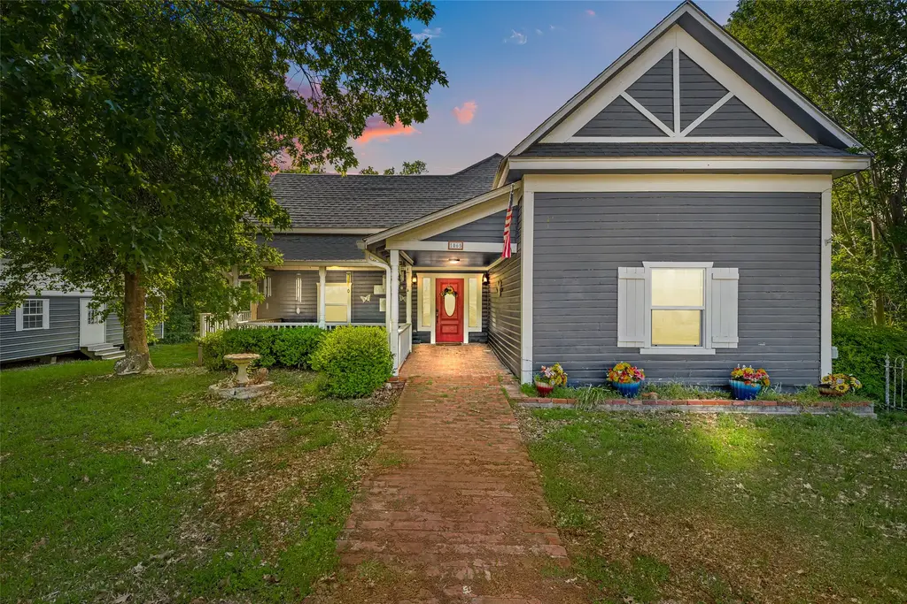 1065 County Road 2187, Tatum