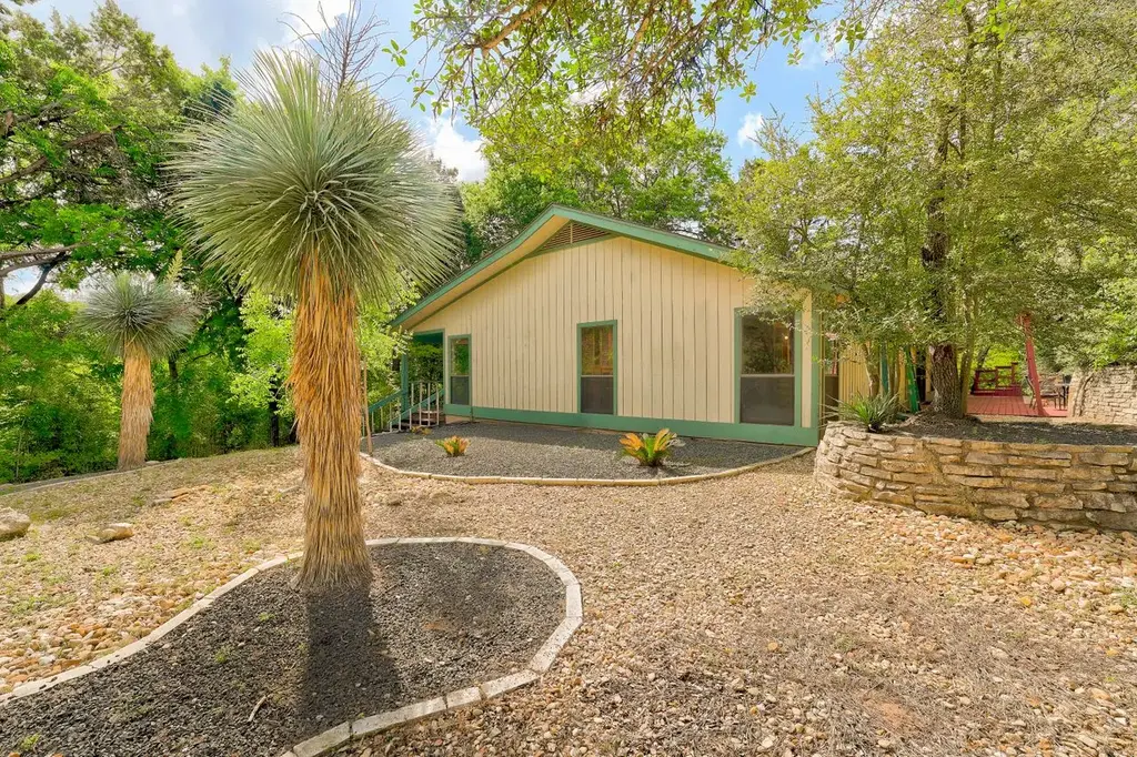 1201 Yaupon Valley Rd, West Lake Hills