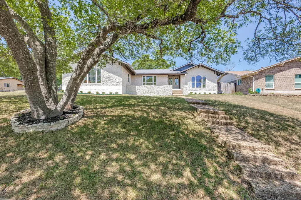 11902 Rennalee Loop, Austin