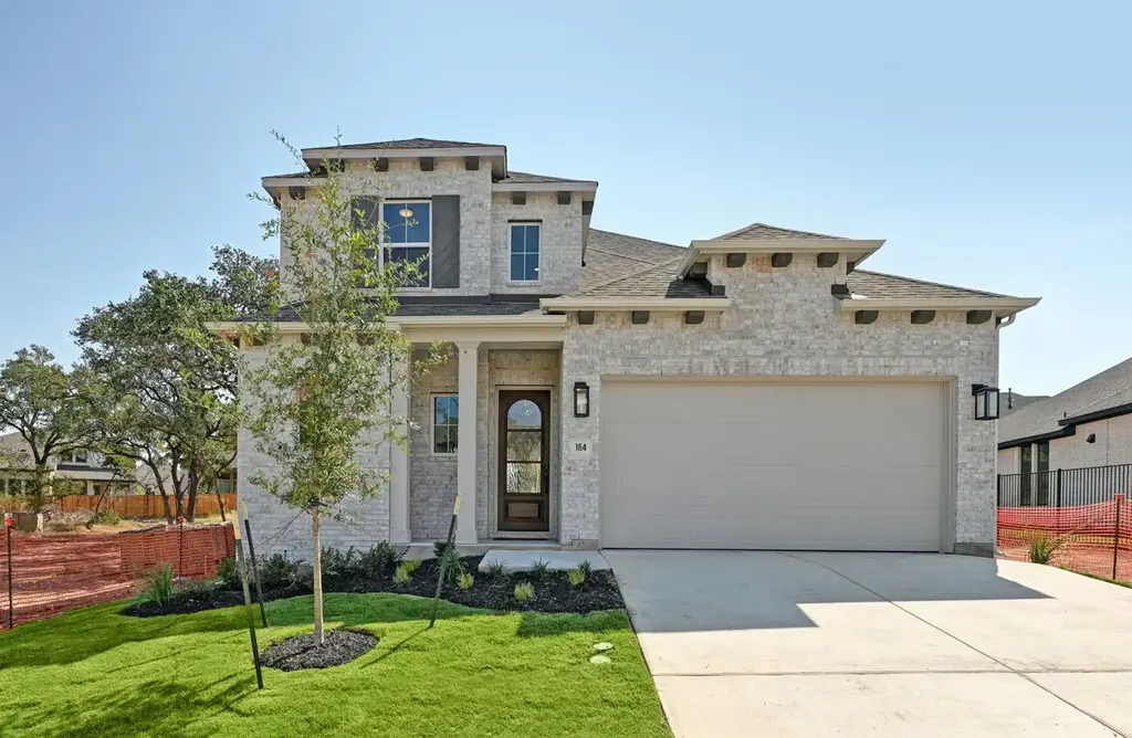 164 Basket Flower Loop, Kyle