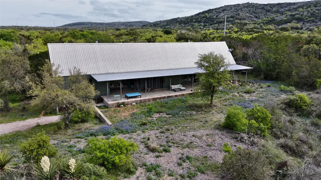1145 Longhorn Dr, Burnet