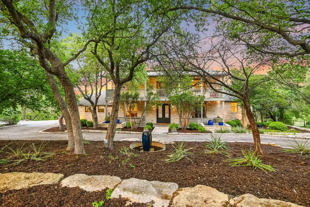 277 S Commons Ford Rd, Austin