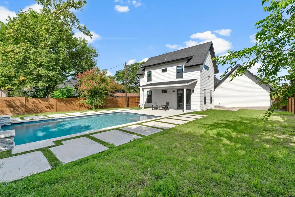 7103 Daugherty St, Austin