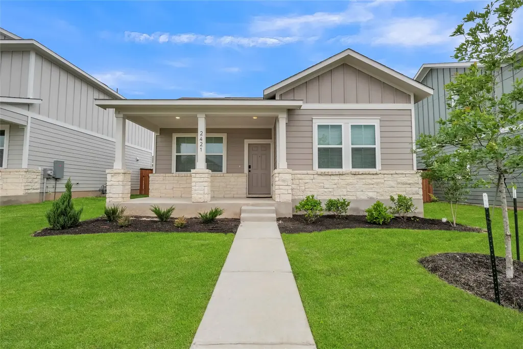 2421 Amara Levi Ln, Round Rock