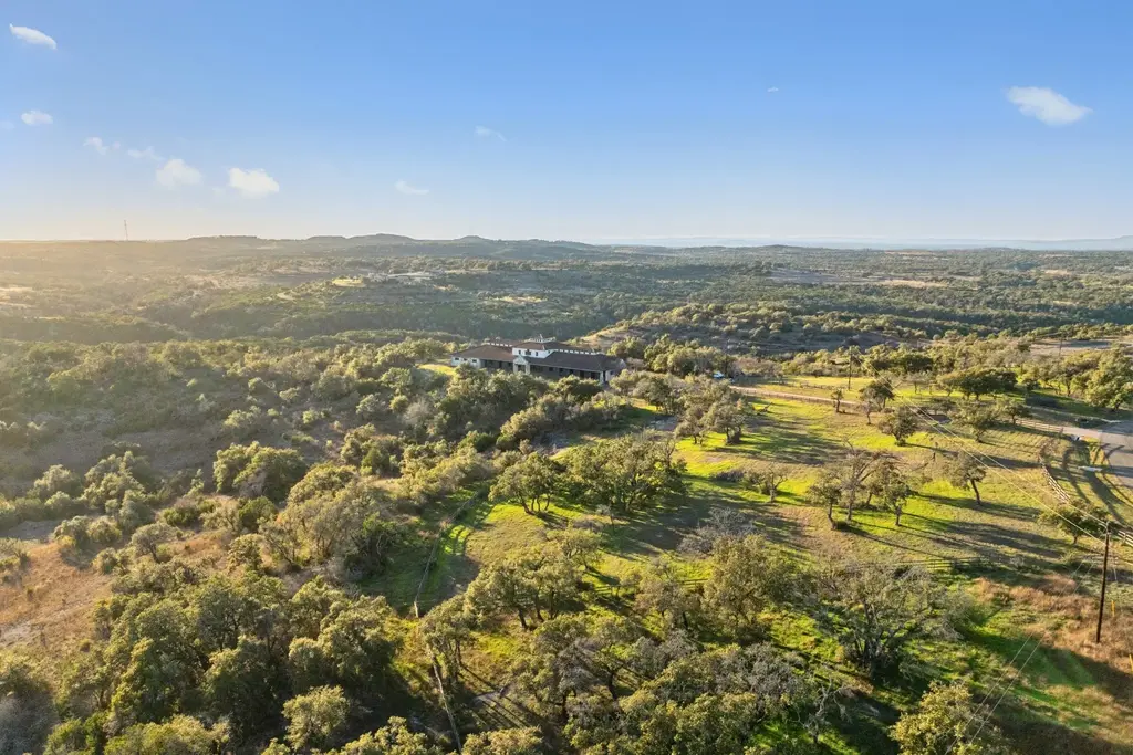 18700 Moreh Peak Pass, Austin