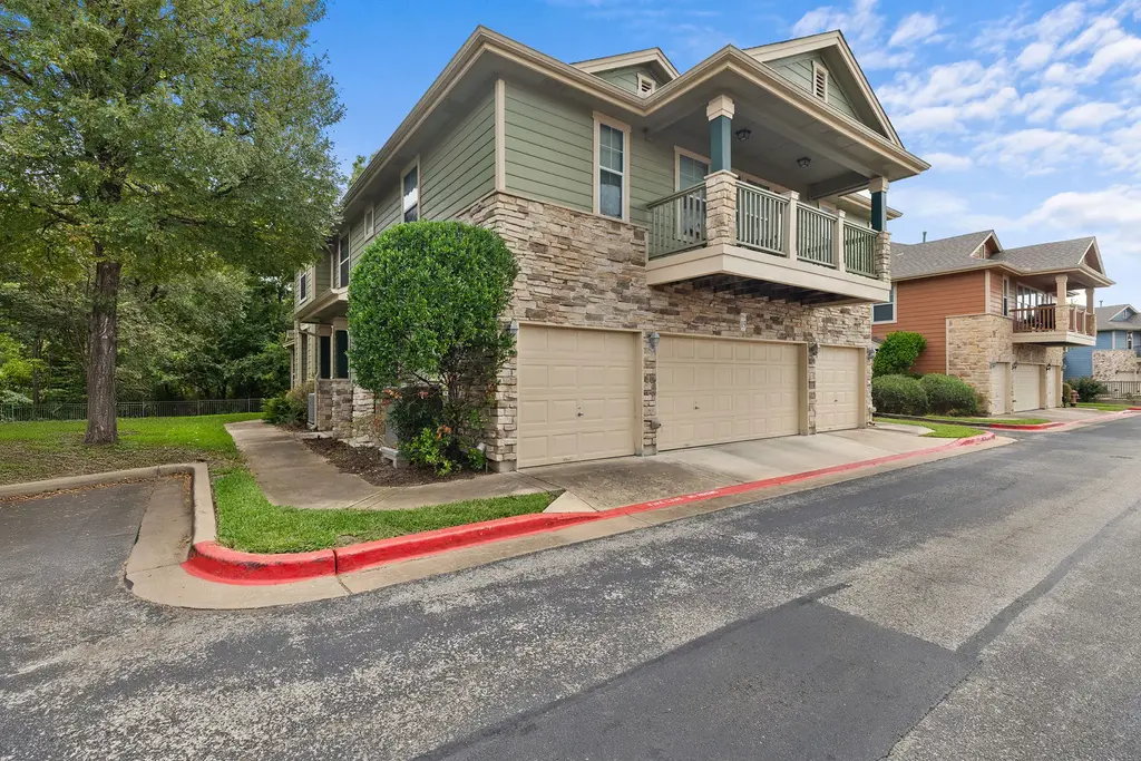 1481 E Old Settlers Blvd 1503, Round Rock