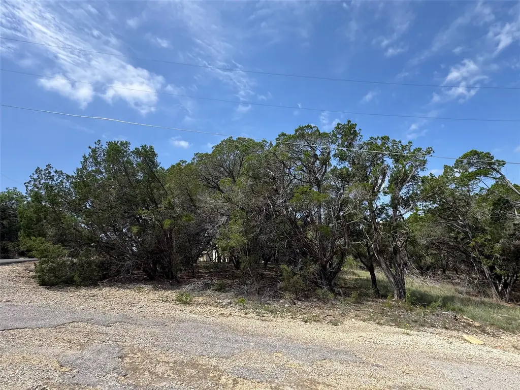 6802 Brewer Cv, Lago Vista