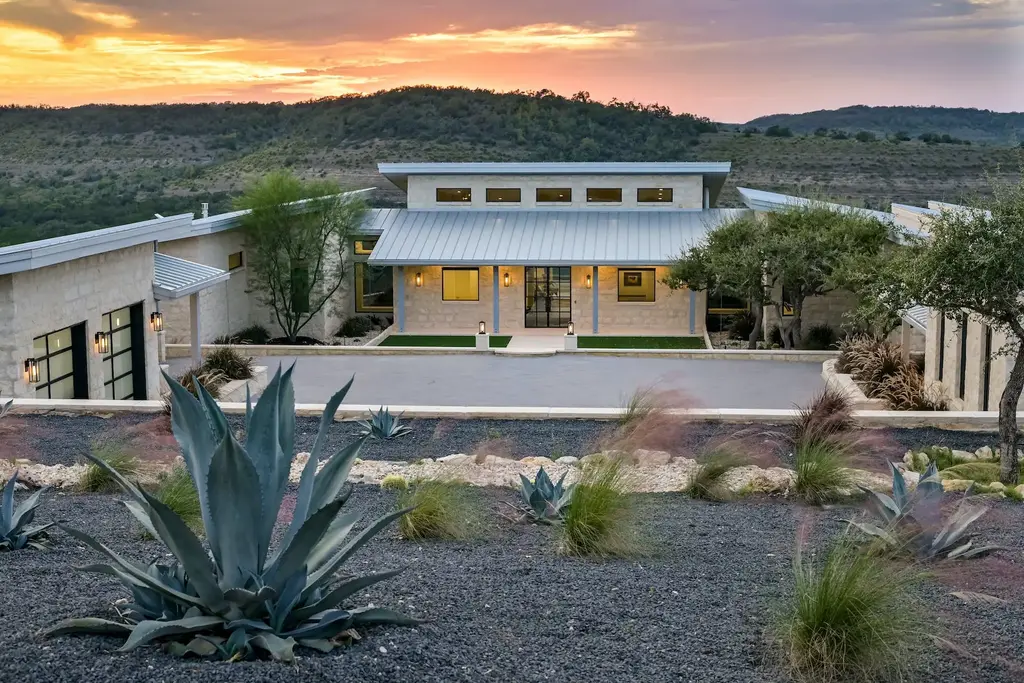 1785 Backbone Rdg, Wimberley