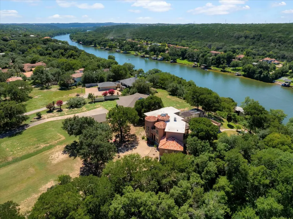 2604 Saratoga Dr, Austin