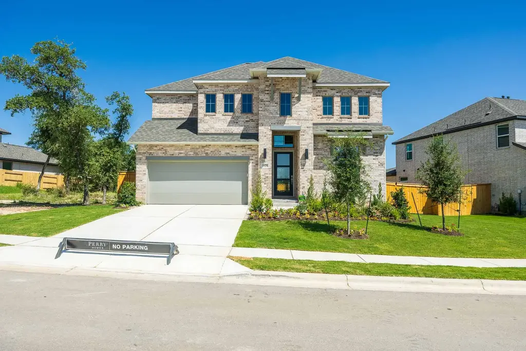 1121 Scenic Green Loop, Georgetown