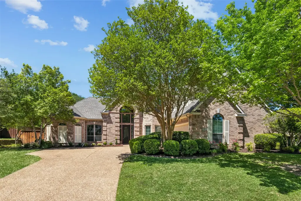 805 Parkwood Ct, McKinney