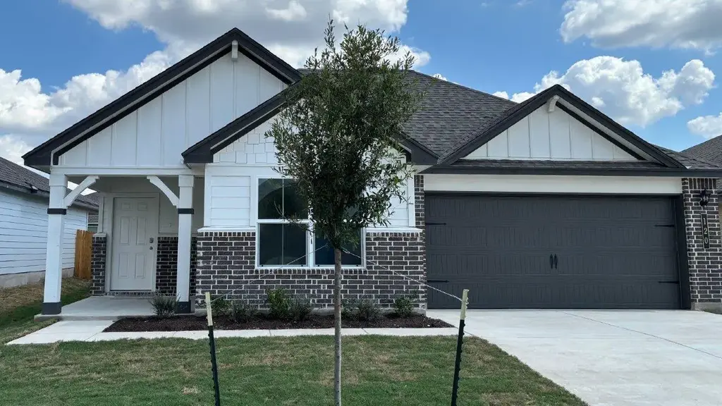 120 Little Green Trl, Jarrell