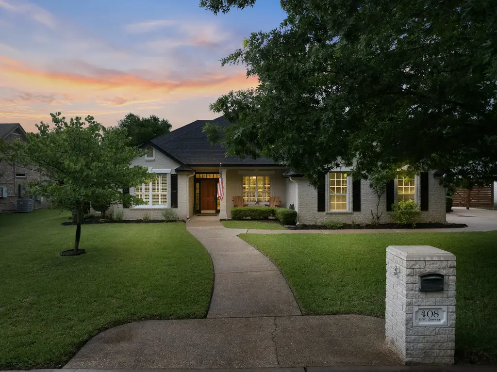 408 Ow Lowrey, Salado