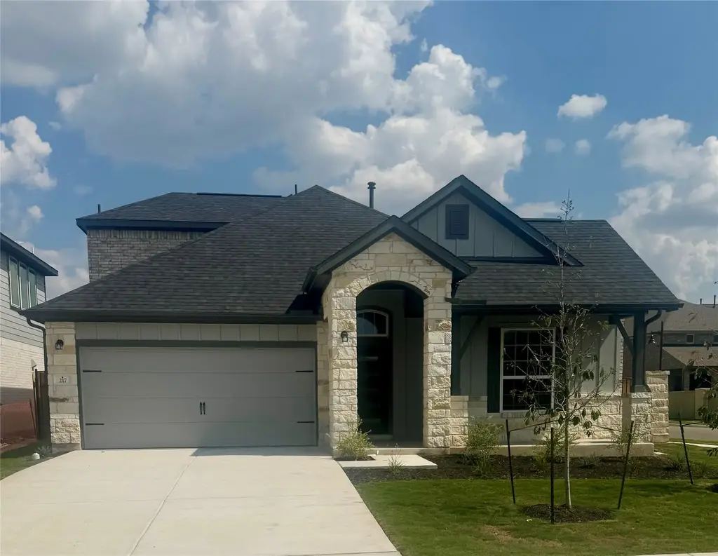 217 Hollister Dr, Liberty Hill