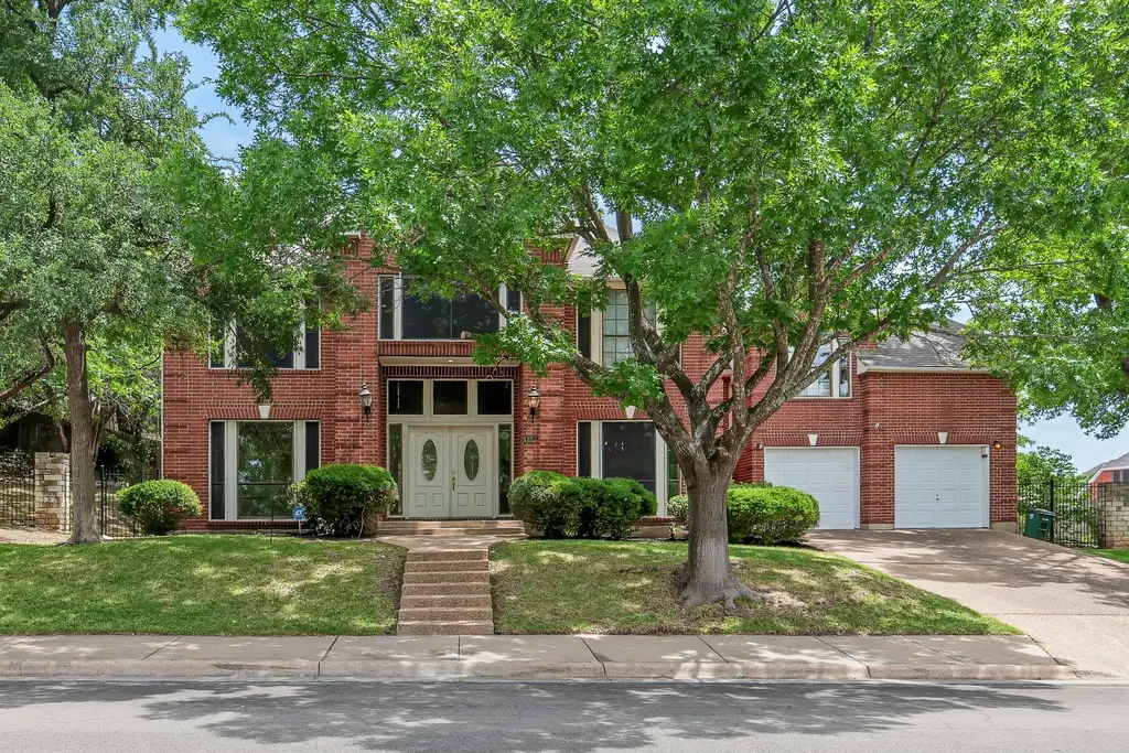 9002 Scotsman Dr, Austin