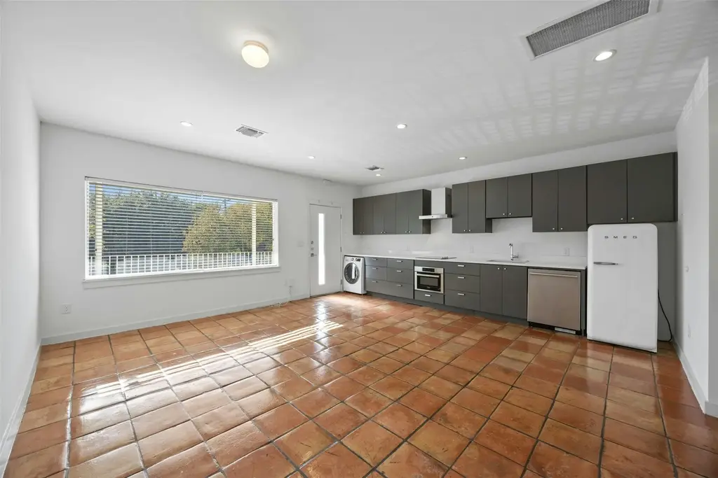 1200 Enfield Rd 207, Austin