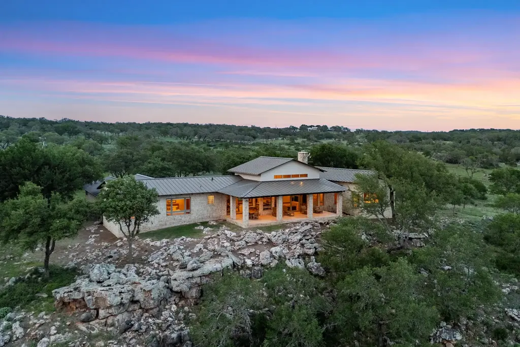 2104 County Road 120a, Marble Falls