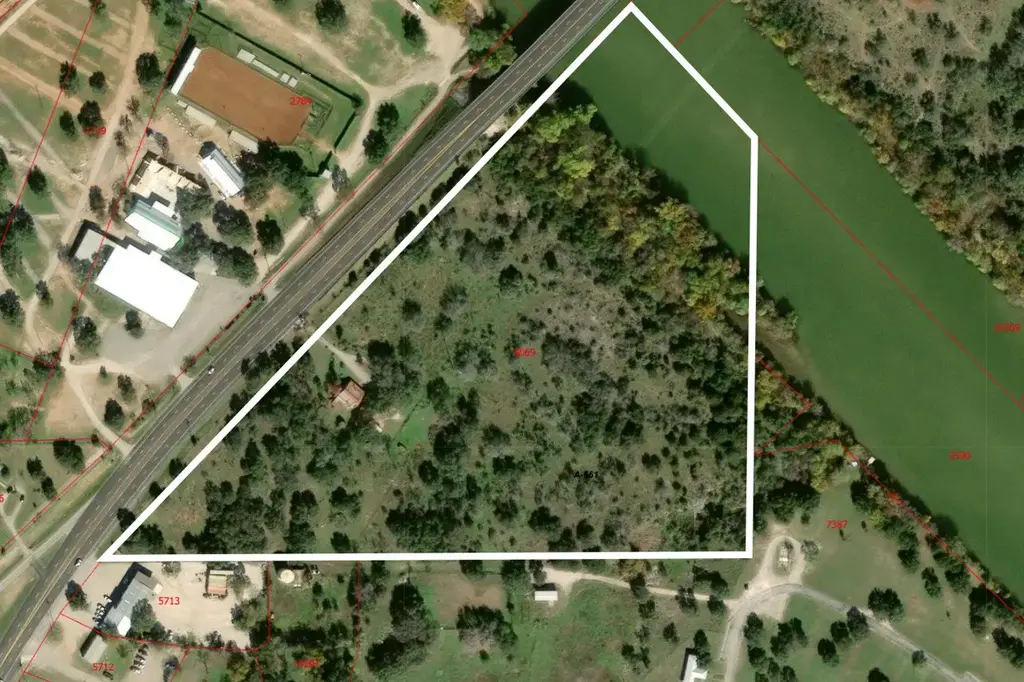 624 N Us Hwy 281, Johnson City