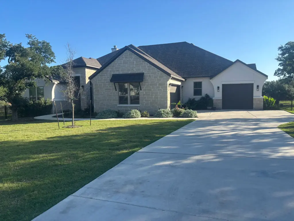 205 Spence Ln, Liberty Hill