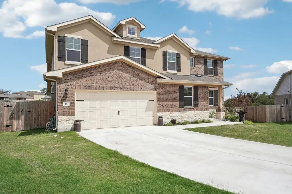 357 Cathedral Mountain Dr, Dripping Springs