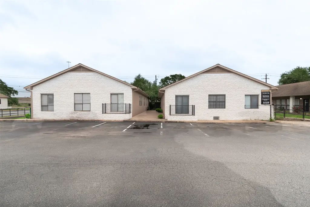 13740 Research Blvd R4, Austin