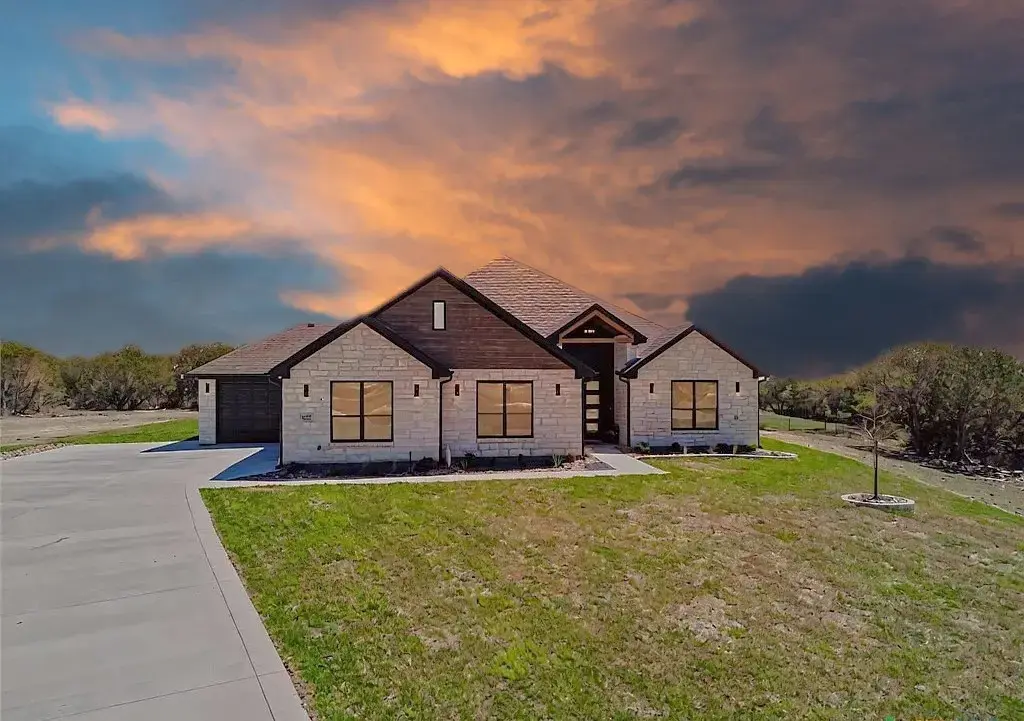 4374 Tall Ridge, Kempner