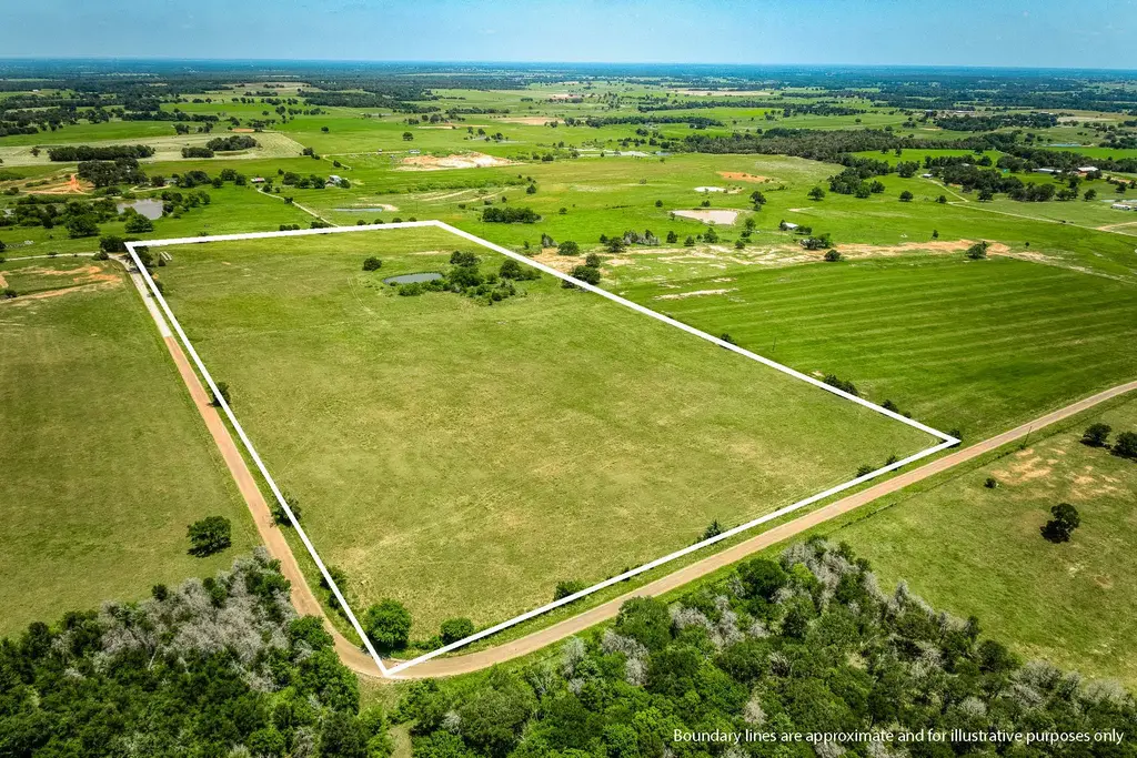 3335 County Road 323, Lexington
