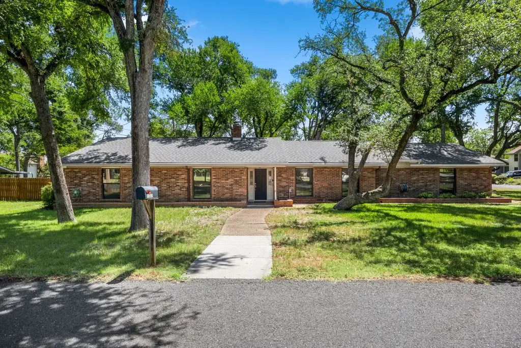 13001 Stillforest St, Austin