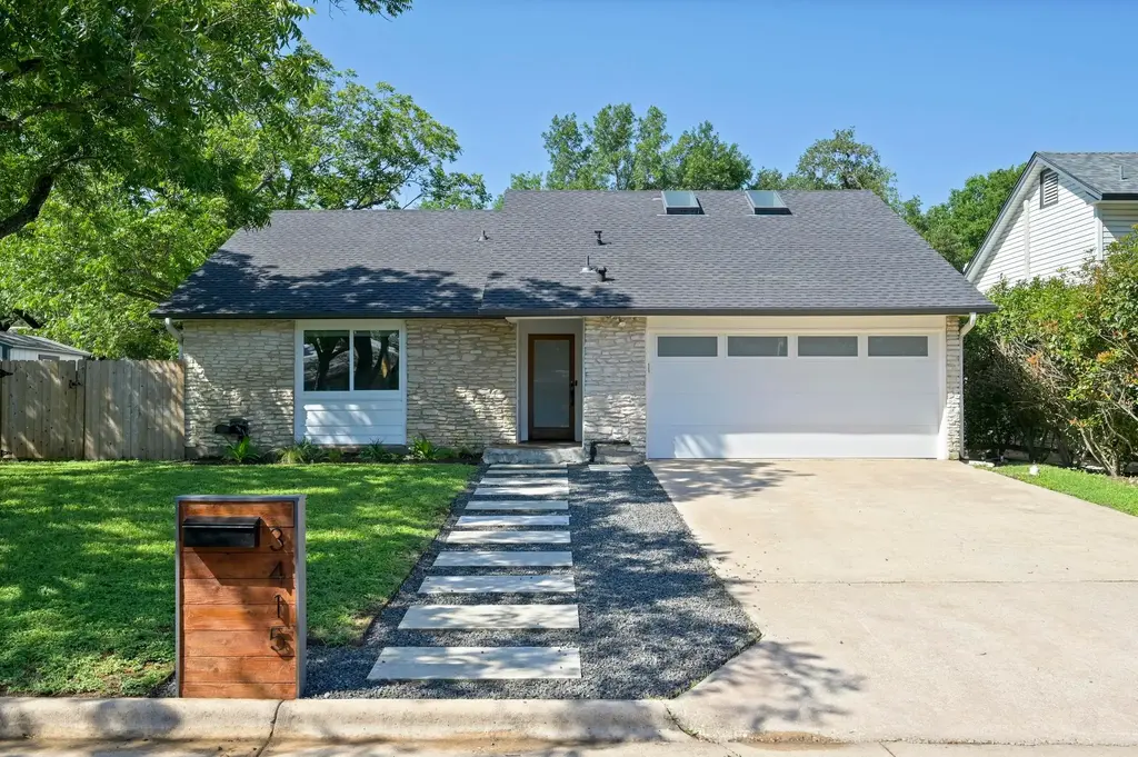 3415 Clarksburg Dr, Austin