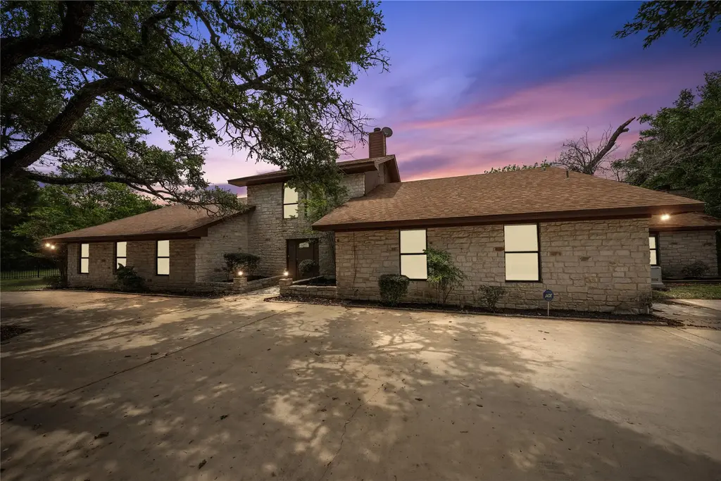 11105 Highview Dr, Belton