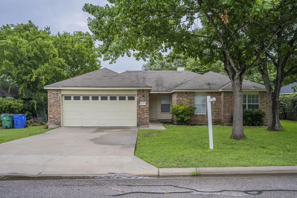 3006 Greenlawn St, Taylor