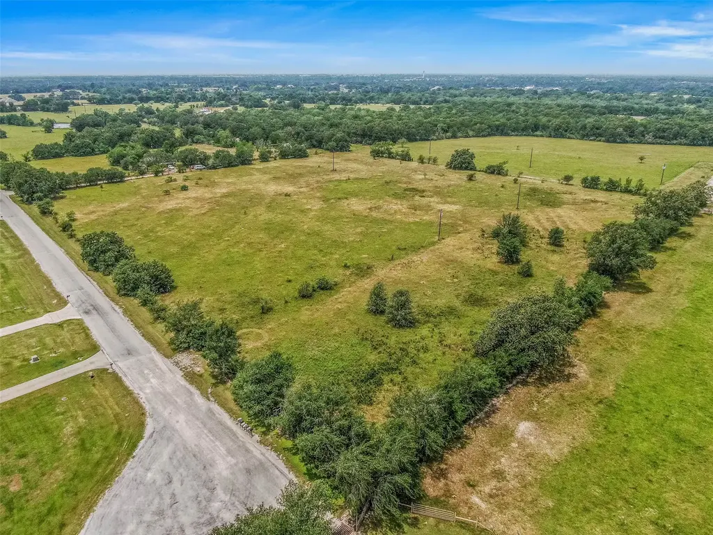 7015 C6 Ranch Rd, Bryan
