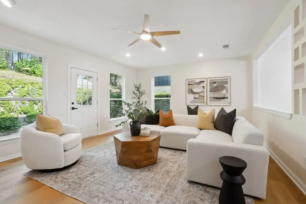 6029 Mount Bonnell Cv, Austin