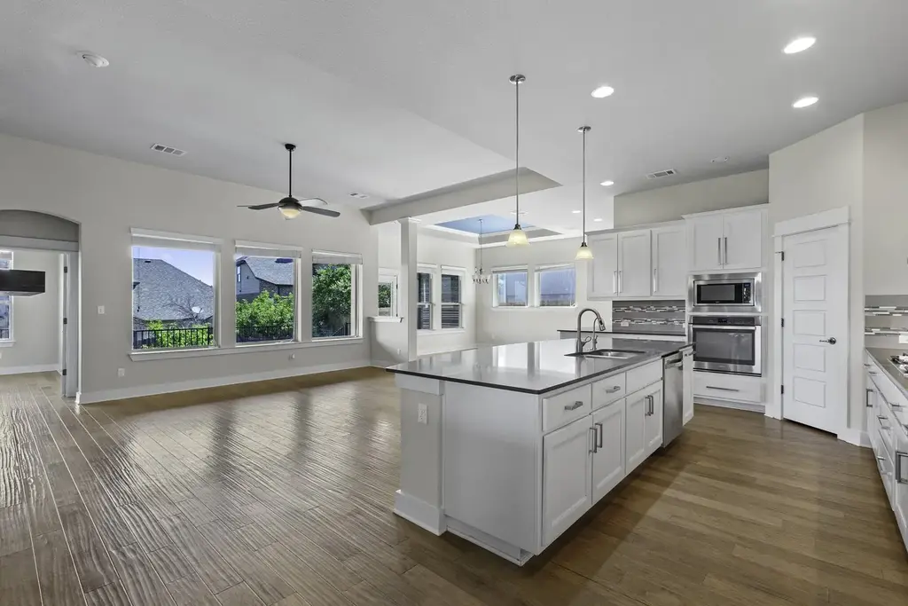 18716 Waltz Ct, Austin