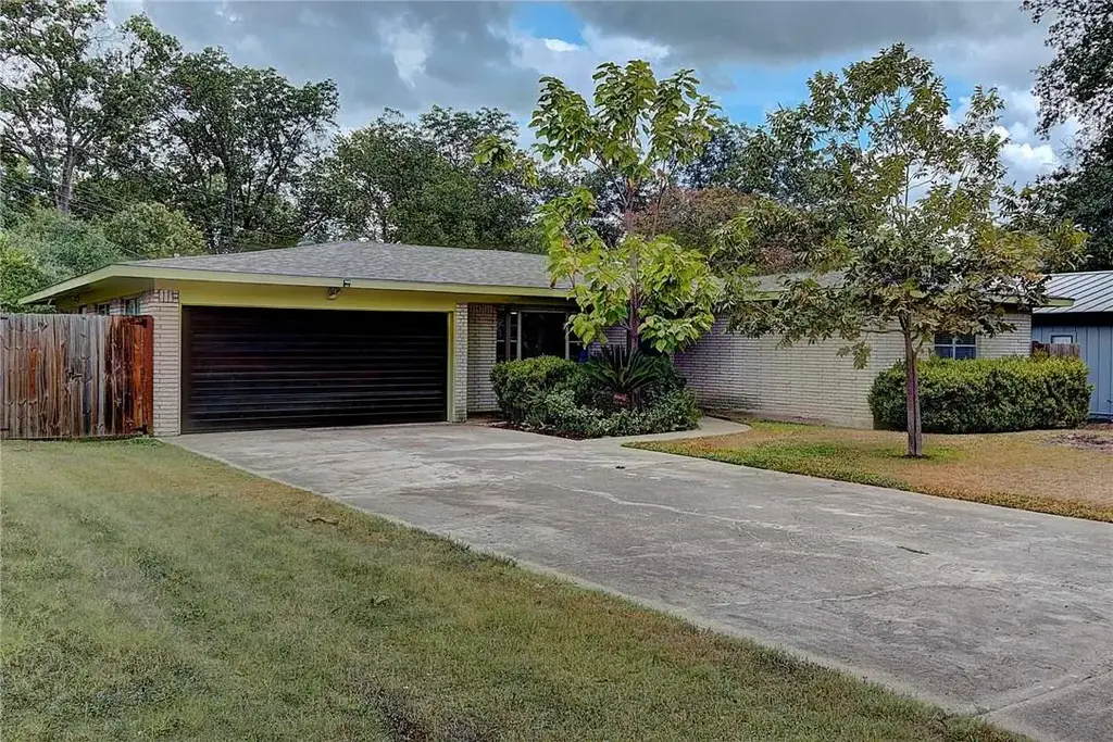 1706 Ridgemont Dr, Austin