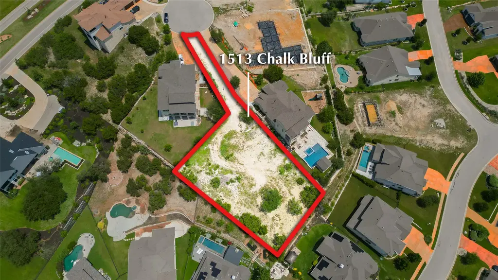 1513 Chalk Bluff Ct, Leander