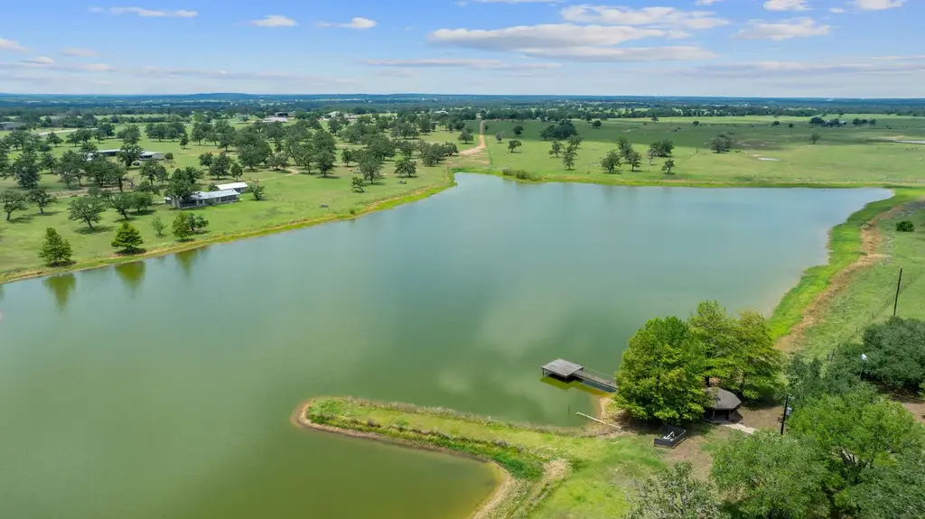 1063 Private Road 4485, Giddings
