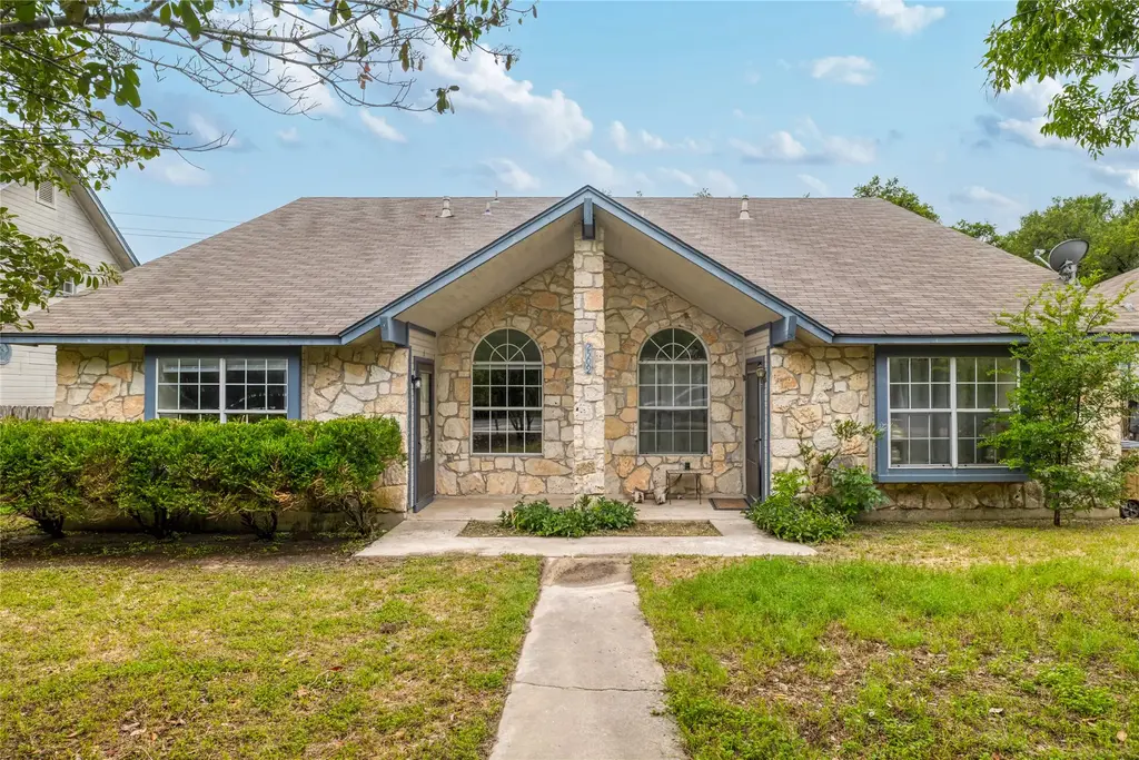 2509 Riddle Rd, Austin