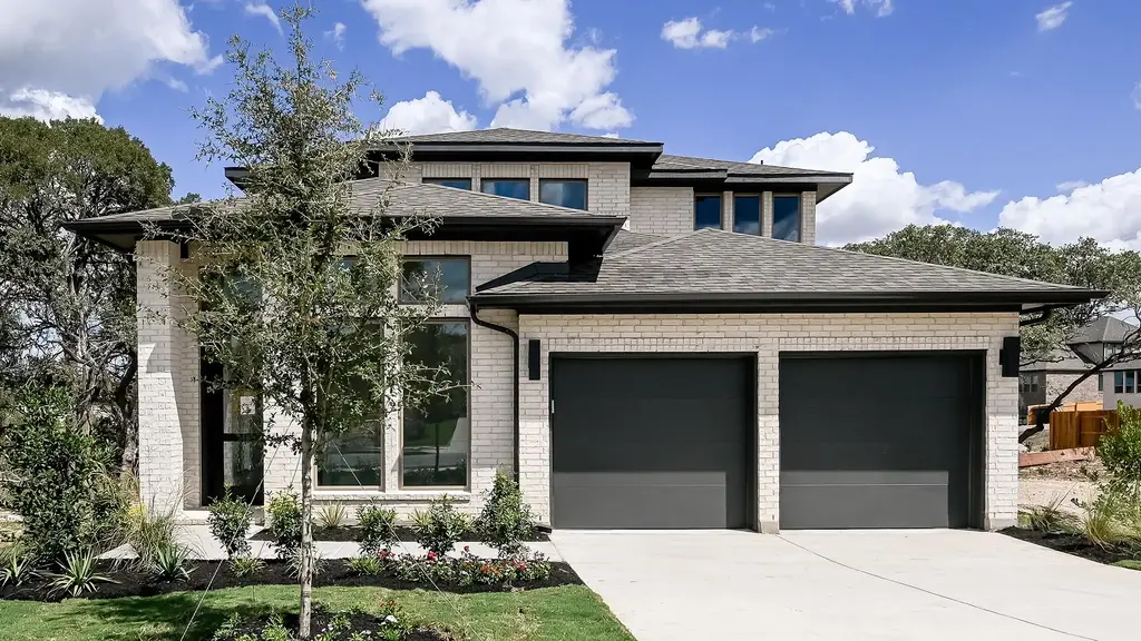 236 Basket Flower Loop, Kyle