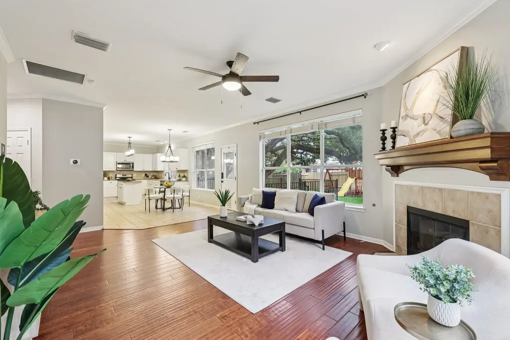 10113 Cassandra Dr, Austin