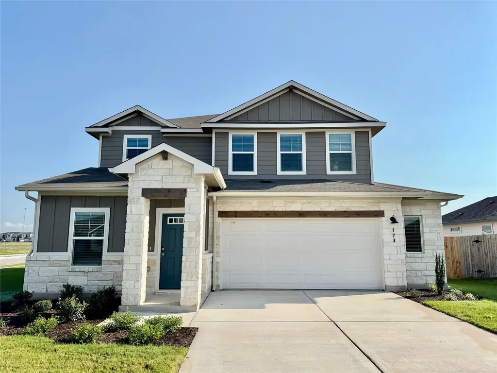 173 Honey Onyx Trl, Kyle