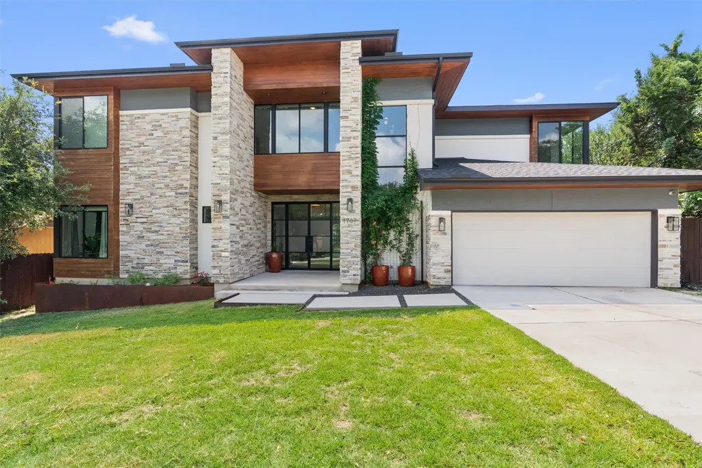 1707 Barn Swallow Dr, Austin