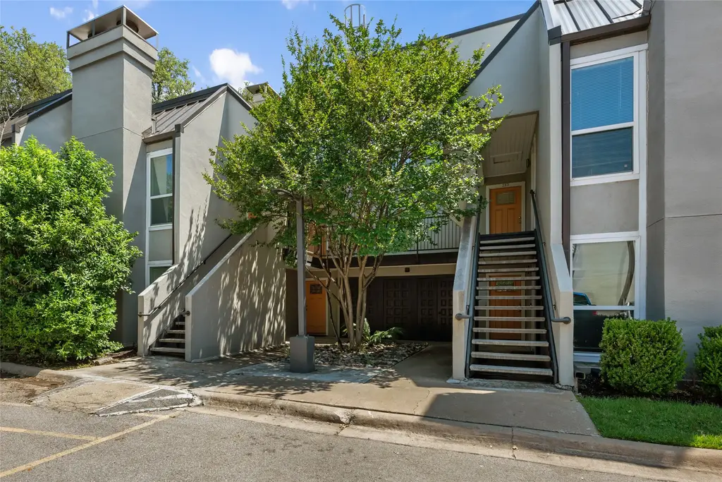935 La Posada Dr 243, Austin