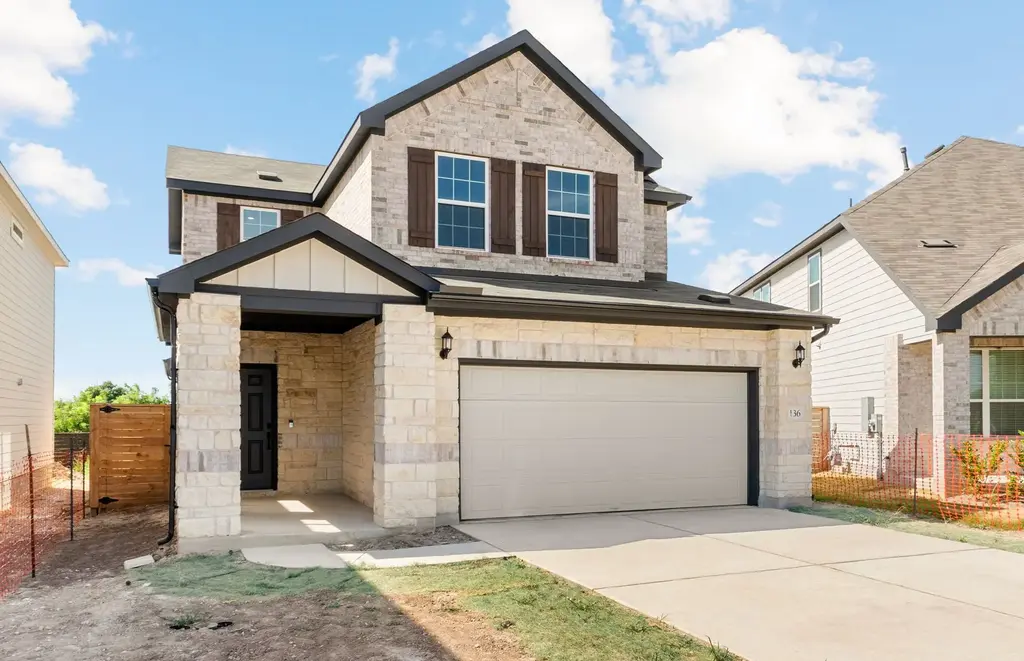 136 Inlet Ln, Leander
